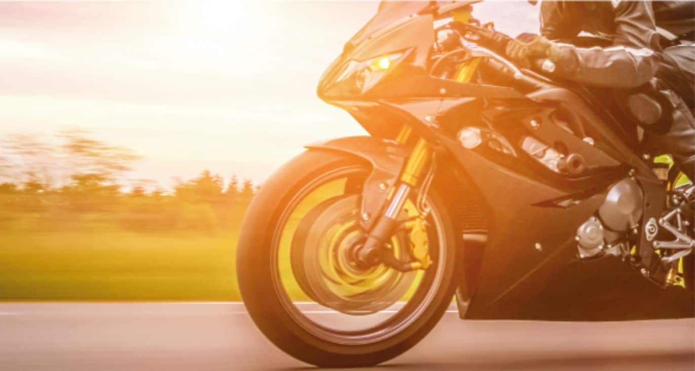 Claves para elegir el mejor aceite para motocicleta